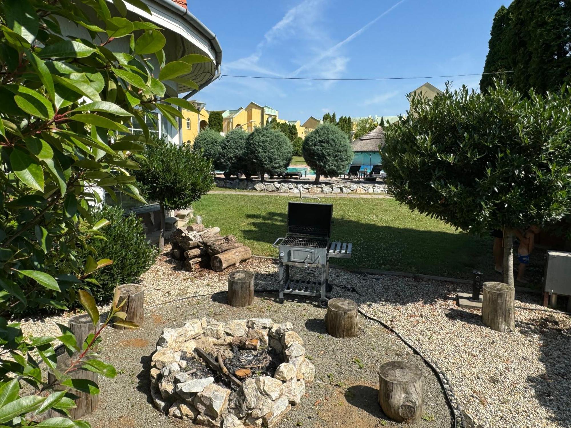 Blathy Apartman Siófok Exterior foto